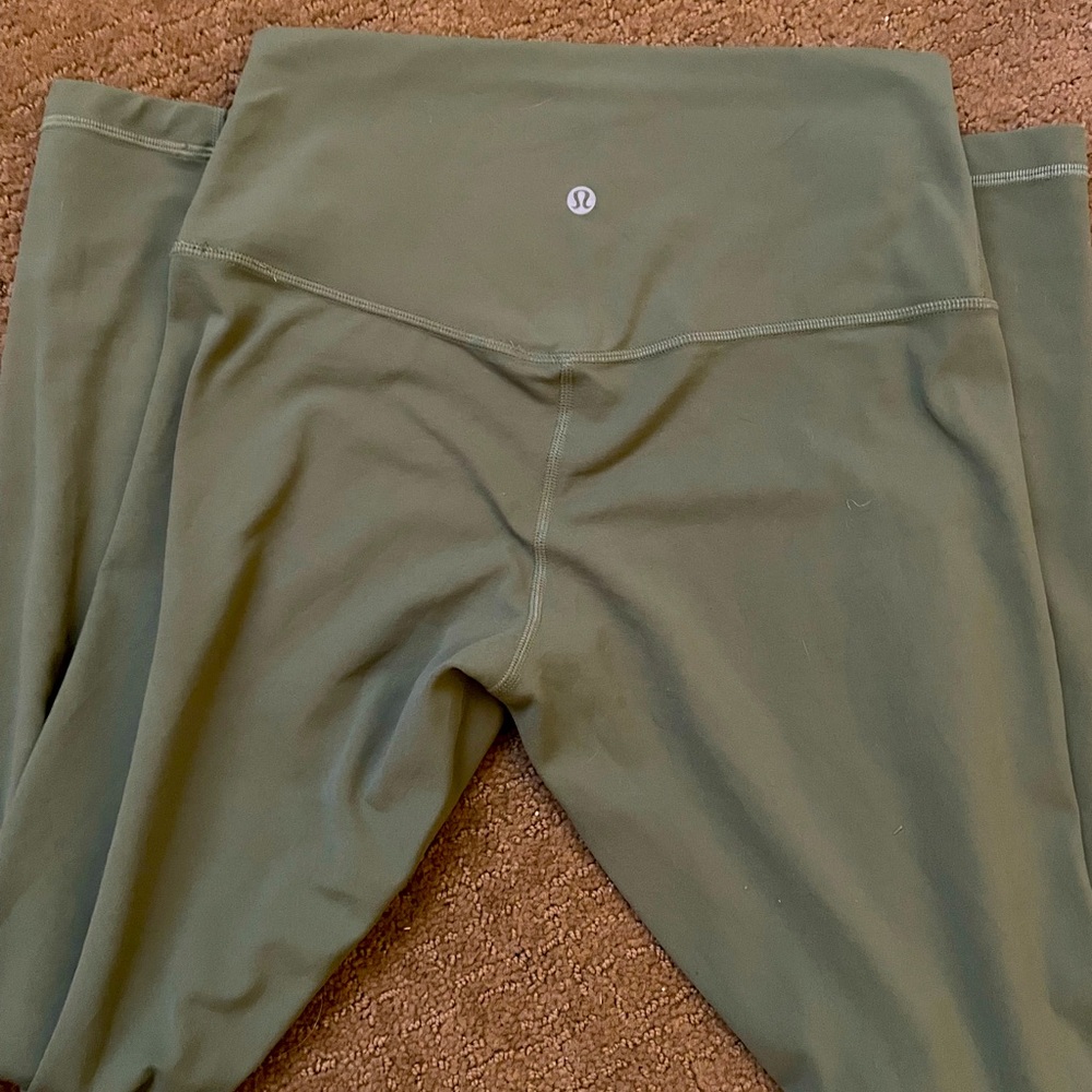 Lululemon Aligns - image 3